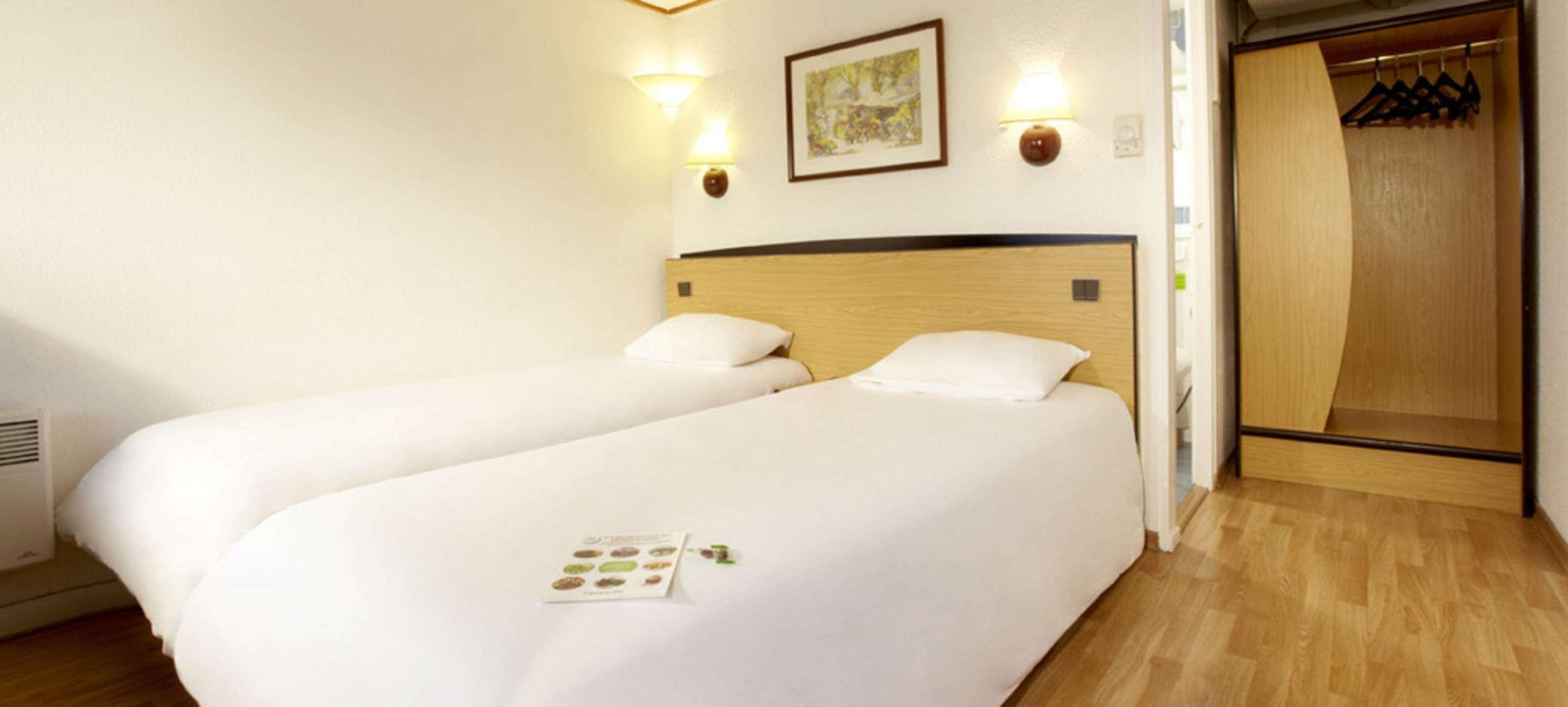 Campanile Manosque Hotell Eksteriør bilde